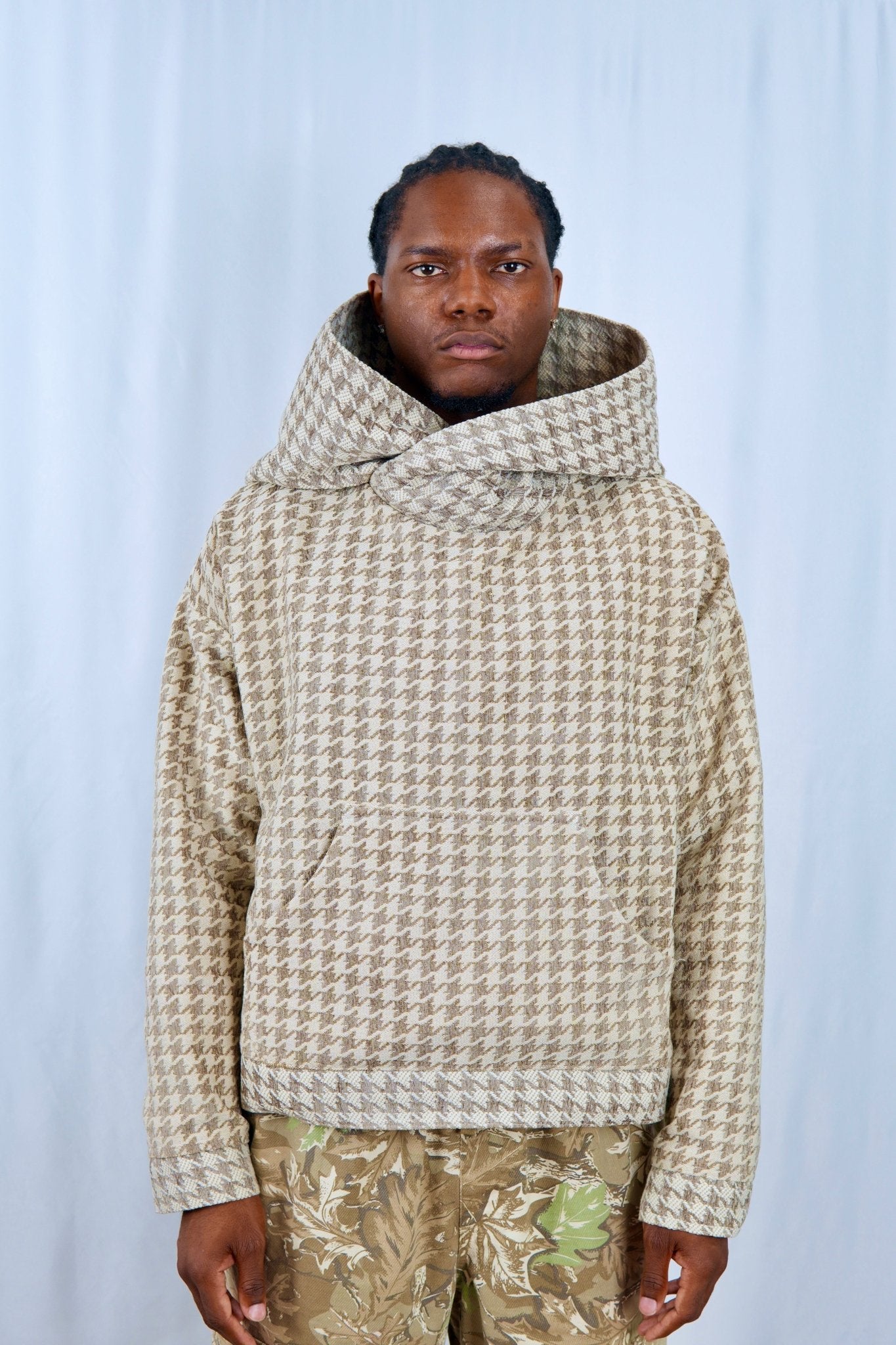 540 HoundsTooth - Maison Habit