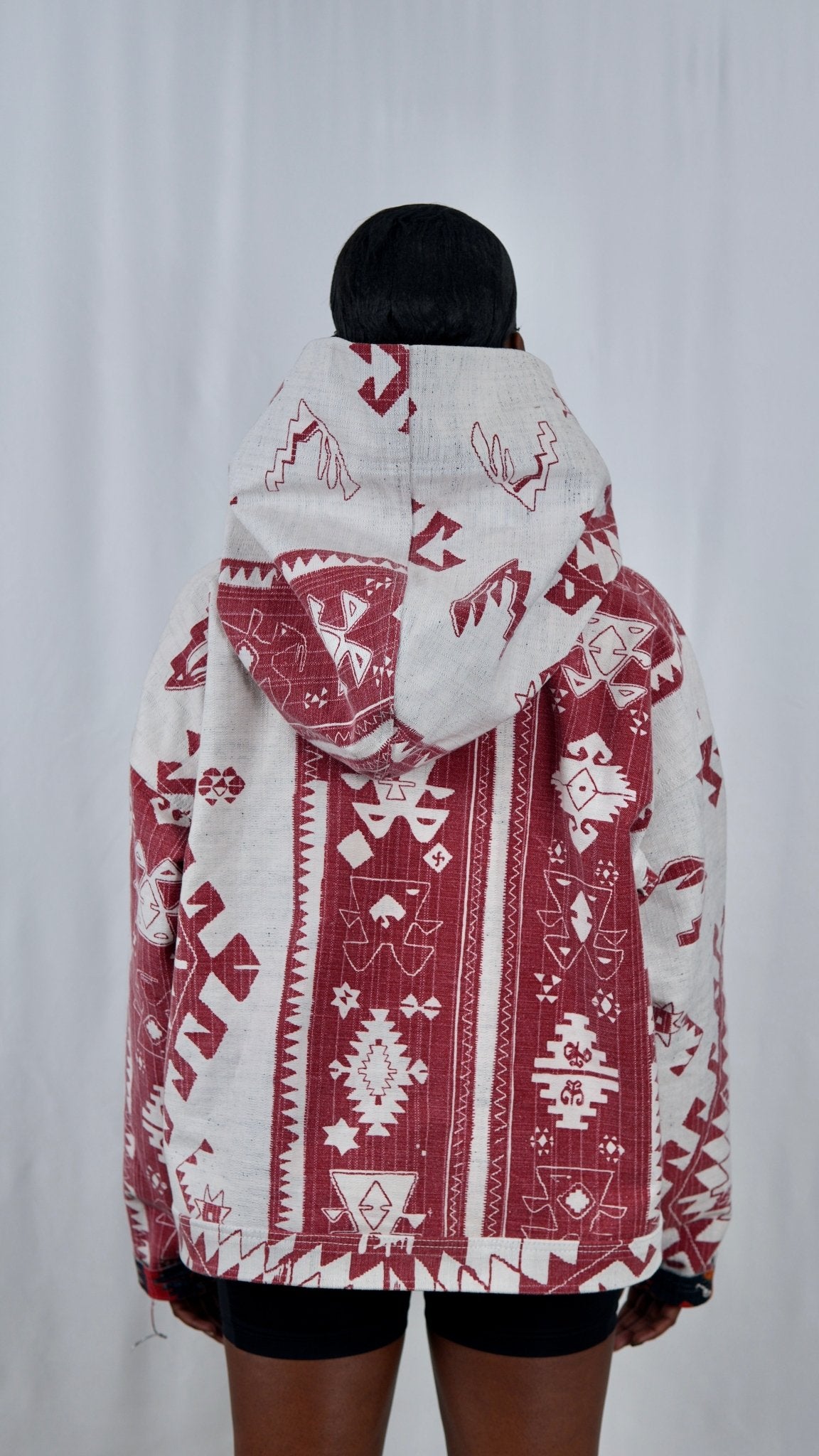 540 Artifact Red - Maison Habit