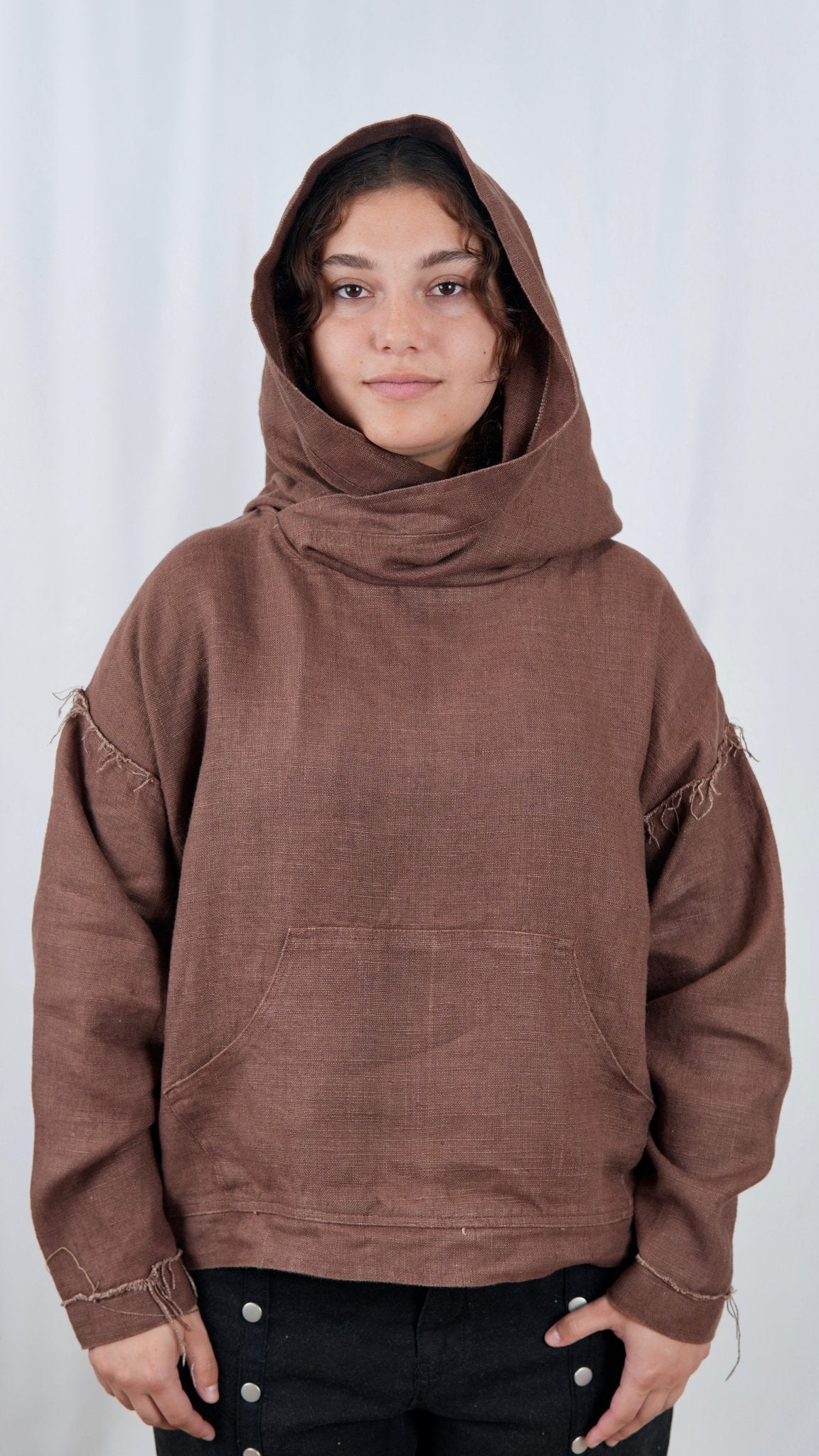 540 Chocolate Linen - Maison Habit