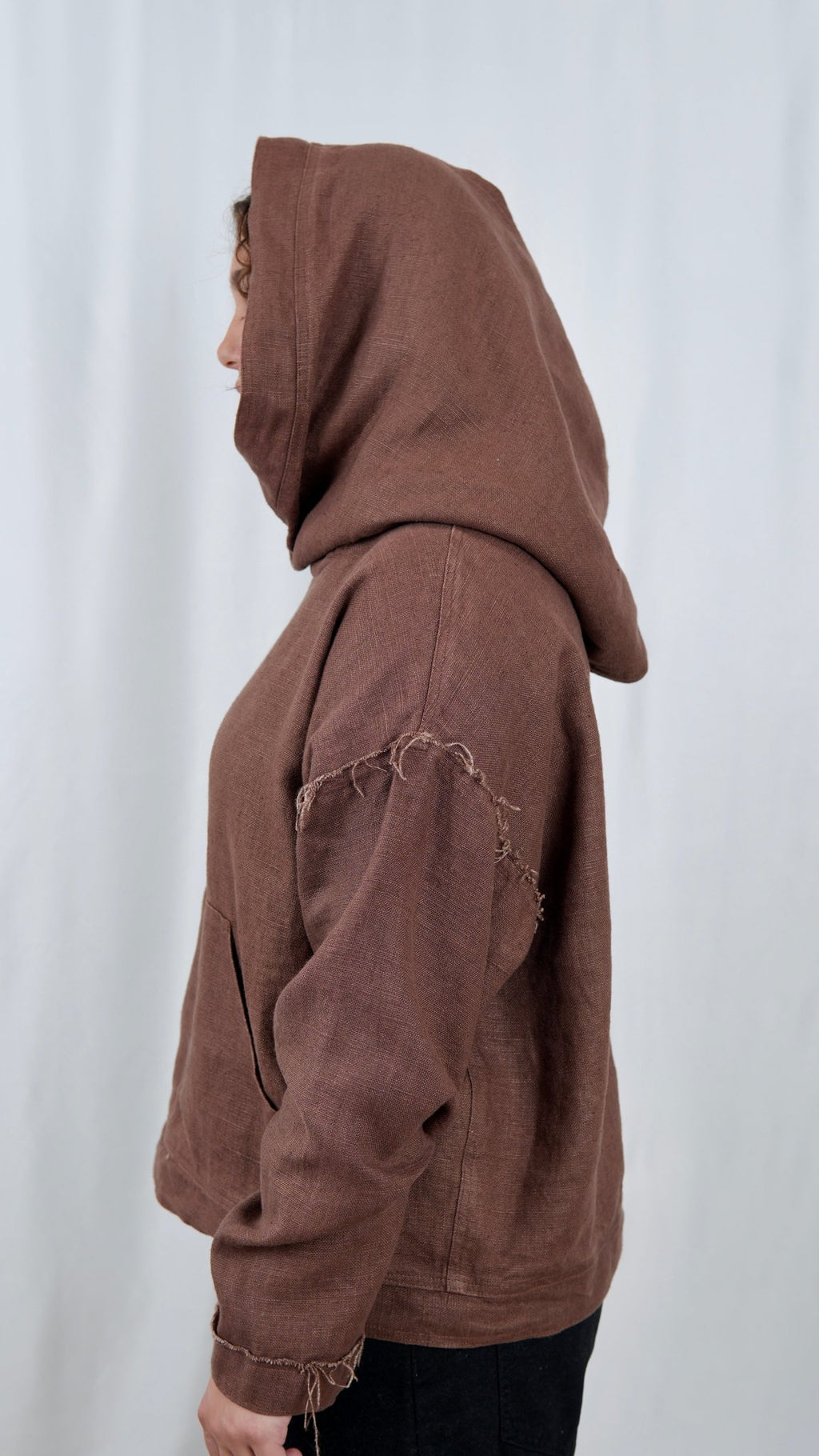 540 Chocolate Linen - Maison Habit