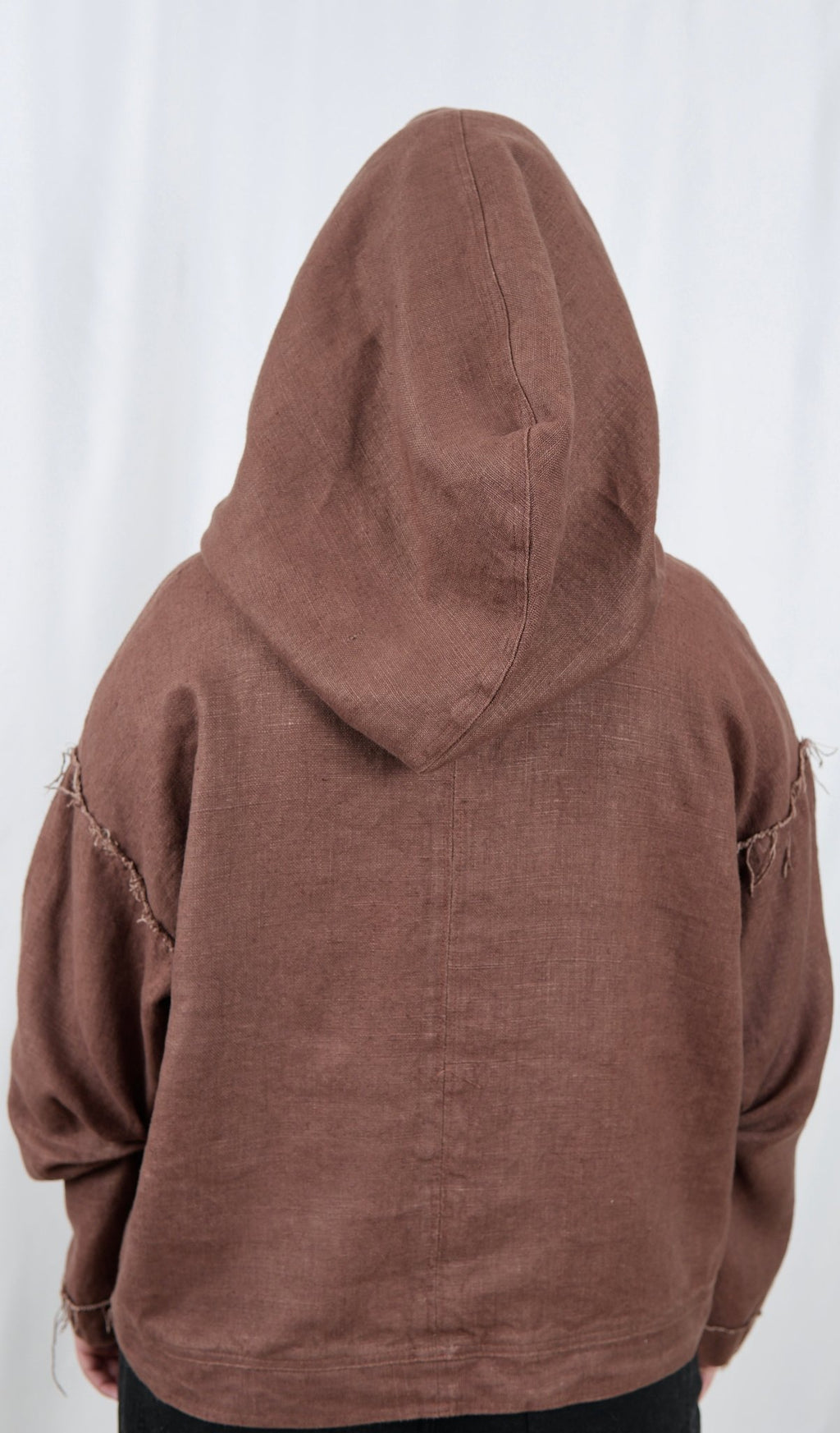 540 Chocolate Linen - Maison Habit