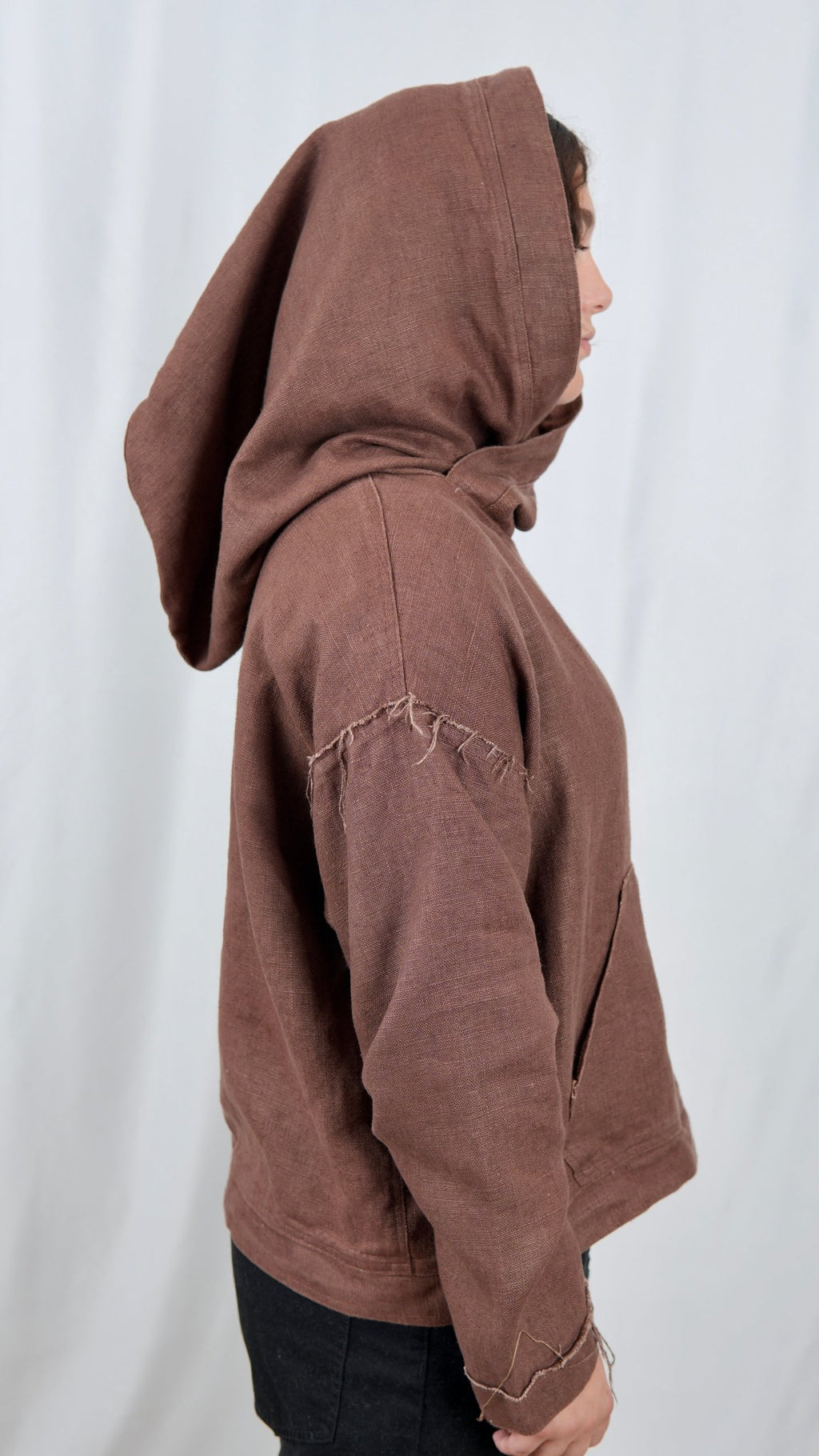 540 Chocolate Linen - Maison Habit