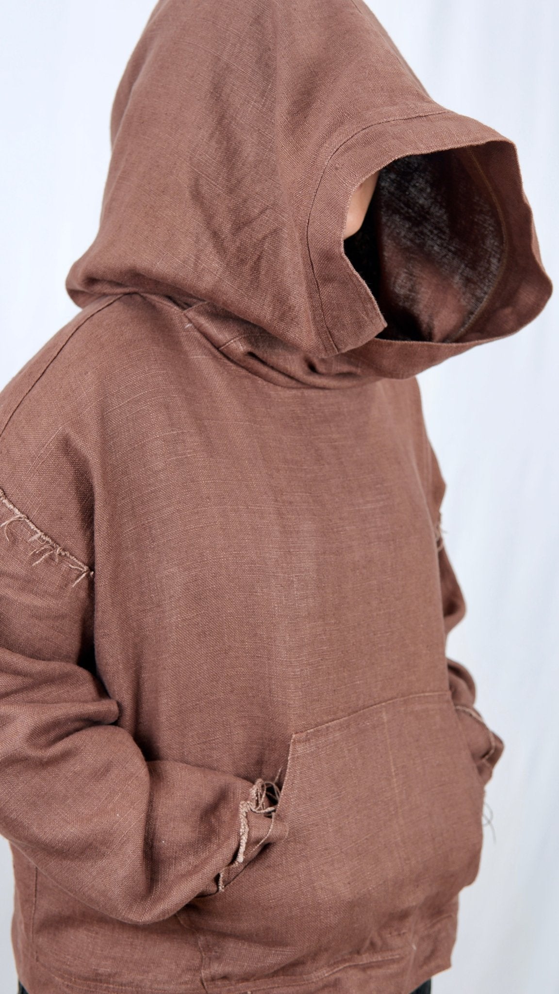 540 Chocolate Linen - Maison Habit