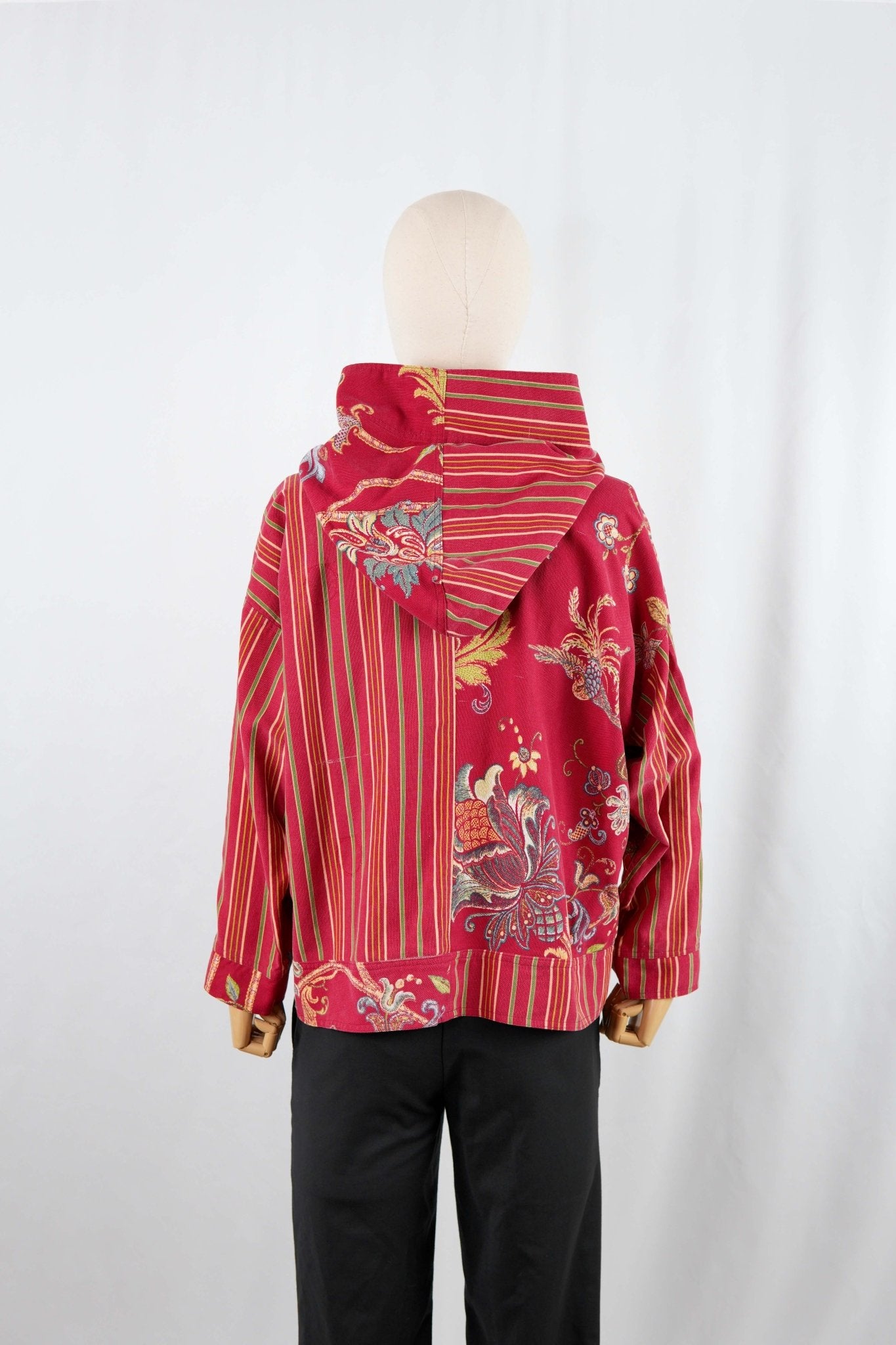 540 Red Basket - Maison Habit