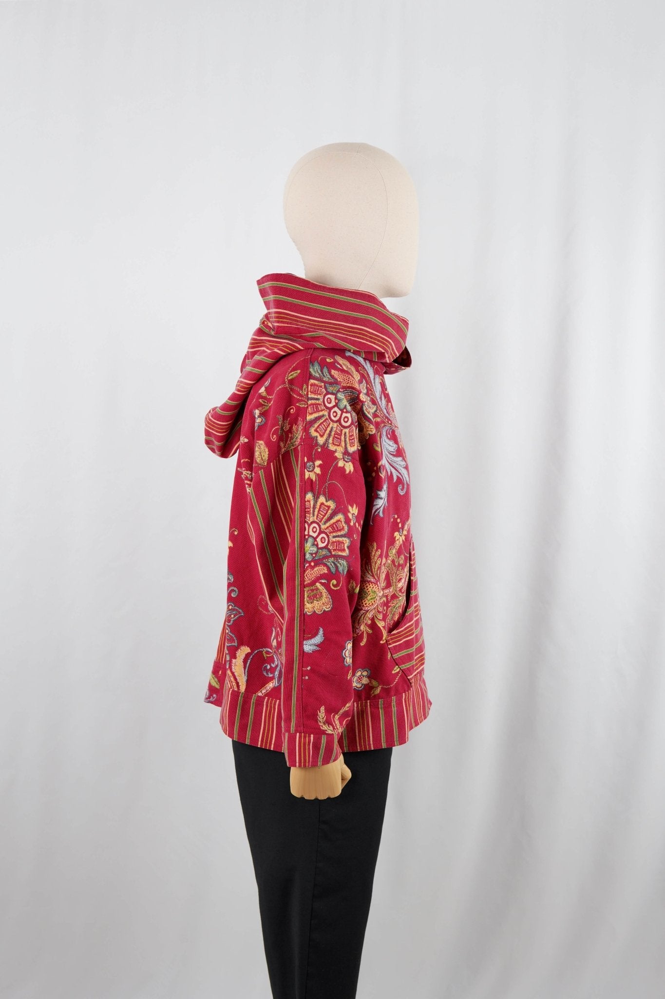 540 Red Basket - Maison Habit