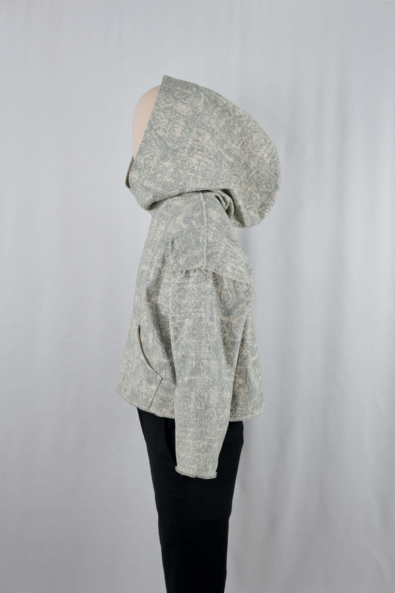 540 Mint Chocolate Crop - Maison Habit