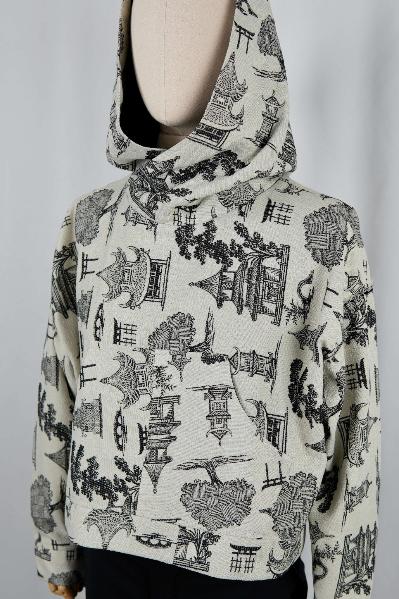 540 Ivory Toile Crop - Maison Habit