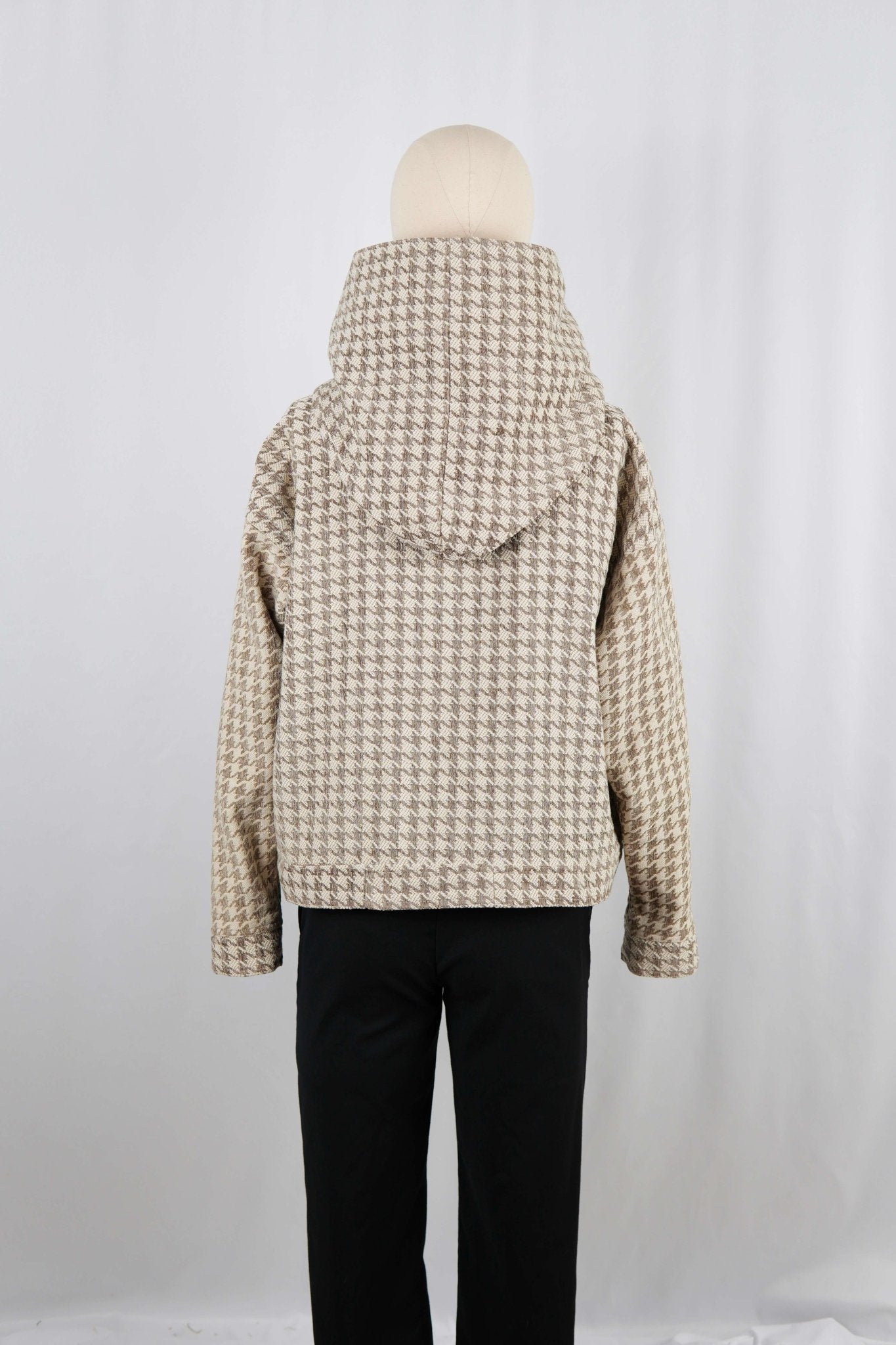 540 HoundsTooth - Maison Habit